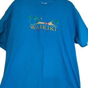 VTG Embroidered Hawaii T-Shirt
